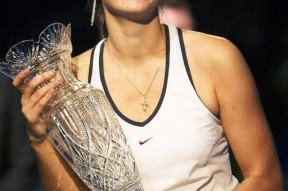 九游体育-关于莎拉波娃重返赛场，重返赛场首场状态出色，西班牙队观众沸腾！比赛高潮迭起的信息