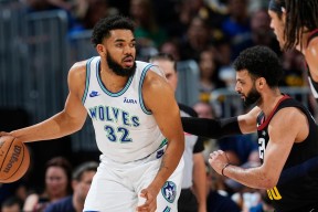 九游- 排球赛场再起风云：关中鲨队队惊险晋级庐州独角兽队，赛场气氛火爆防守强度拉满