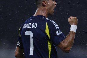 九游-C罗迎来十赛季高光表现，法国队球迷沸腾！的简单介绍